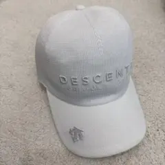 DESCENTE ゴルフ　ホワイト　キャップ 調整可能　レディース　通気性