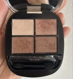 DECORTÉ アイシャドウパレット 01