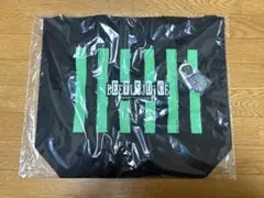 新品未使用　ジェシー　ビートルジュース　キャンバスショルダーバッグ　缶バッジ付