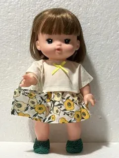 メルちゃん、ソランちゃんのスカートセット❣️ 生成りのトップス、土日限定セール❗️