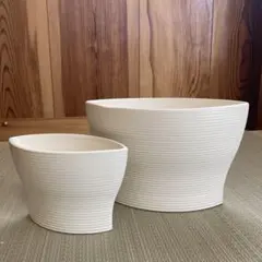 【美品】花器　陶器　白色　大小2個セット　シンプル