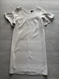 UNTITLED フリル袖ライトグレードレス サイズ1