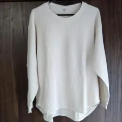 uniqlo 長袖tシャツ
