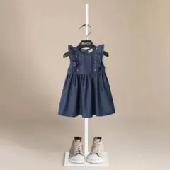 セール新品女の子　紺色　花びら襟　ワンピース　夏　刺繍　デニム　ファミリア　好き
