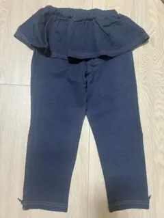 バースデイ　 フリル付き デニム風パンツ 裾ファスナー