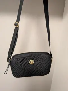 TOMMY HILFIGER キルティング ショルダーバッグのサムネイル