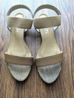 《最終値下げ》Le Talon（ルタロン） ゴムストラップ　フラットサンダル　L