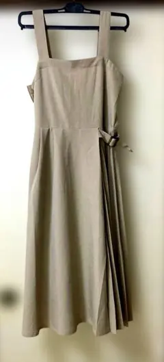 コルザ　ワンピース　サロペットベージュ　Ｌ