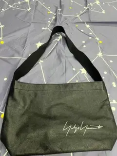 Item thumbnail for item 2a43dd8e-7a1b-4a7c-94d5-f28ae0f6986b