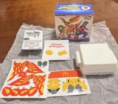 ハッピーセット　へんしん！マクドナルドロボ　ナゲットロボ