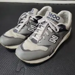 ニューバランスCM1600のサムネイル