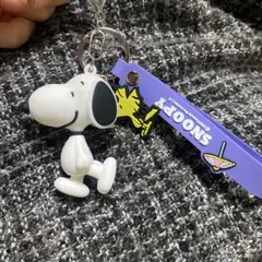 スヌーピー キーホルダー ストラップ　チャーム　スヌーピー　ウッドストック