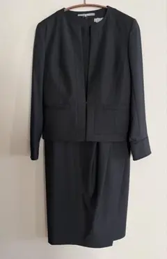 美品 セオリーリュクス L IFT ノーカラージャケット＆スカート