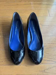 tsumori chisato WALK ブラック エナメル パンプス 23のサムネイル