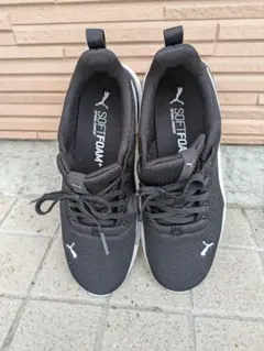 【美品】PUMA プーマ スニーカー ブラック 26.5cm SOFTFOAM+のサムネイル