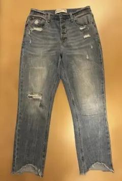 Item thumbnail for item 57a2943d-bc5a-42bd-ae37-58fce693105e