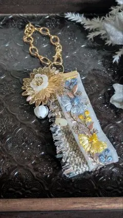 インド刺繍リボンバックチャーム