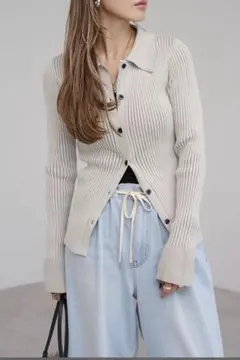 リブ編みクリーム色長袖カーディガン