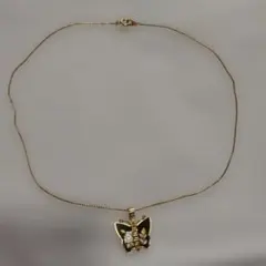 蝶のデザイン ネックレス 金色
