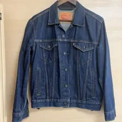 Levi's デニムジャケット Lサイズ ダークブルー 着用回数１回 Levi's デニムジャケット Lサイズ ダークブルー 着用回数1回 - メルカリ