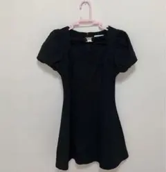 tity&co. パフスリーブ ミニワンピース 黒のサムネイル