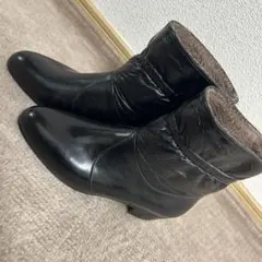 婦人靴 黒ブーツ 23.5