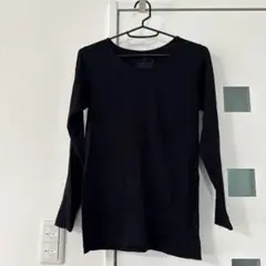 美品　黒長袖　黒ロンティー　ロンT ブラック 長袖カットソー Mサイズ　シンプル