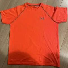 Under Armour オレンジ 半袖Tシャツ