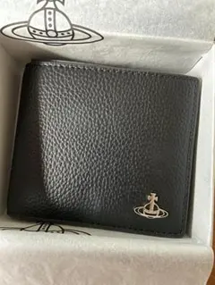新品 Vivienne Westwood オーブ 二つ折り財布 ブラックのサムネイル