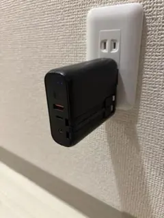 KYOKA モバイルバッテリー　プラグ付きのサムネイル