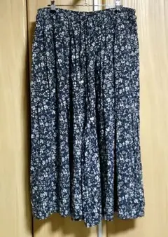 小花柄 ガウチョパンツ グレー