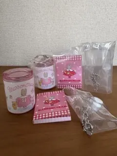 サンリオ　マロンクリーム　コインシリンダーとプロフィール帳2点セット