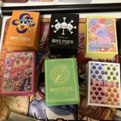 ワンピースカードゲーム スリーブ（各50枚）