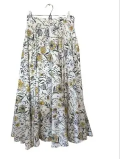 春夏 花柄 フレアスカート ロング ホワイト系 上品 大人可愛い