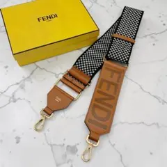 ほぼ未使用✨ フェンディ リボン ヴィシー ショルダーストラップのサムネイル