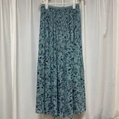 ユニクロ　ロングプリーツスカートのサムネイル