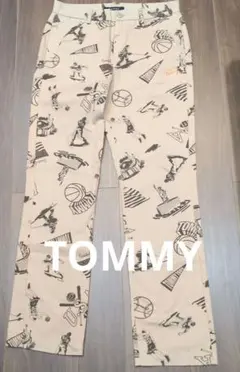 【TOMMY 】トミー 総柄チノパンスポーツ柄 ベージュ Sのサムネイル