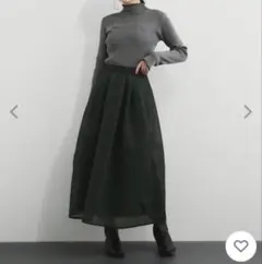 ダークグリーン フレアロングスカート