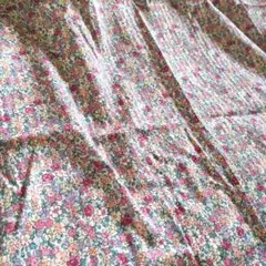 リバティ風 小花柄プリント生地 ピンク系 布 服地 約110×140cm