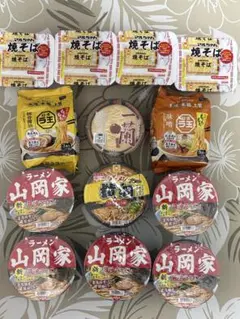 送料込】アミューズメント景品＊カップ焼きそば、カップラーメンなど