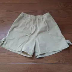 アプレレクール　ショートパンツ　130cm　女の子　カーキ