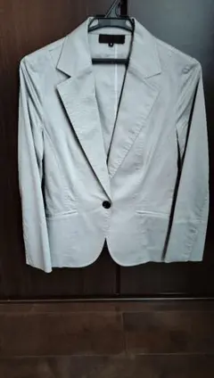 UNTITLED 春夏ライトグレーパンツスーツ