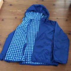 ユニクロリバーシブルジャンパー（140センチ)