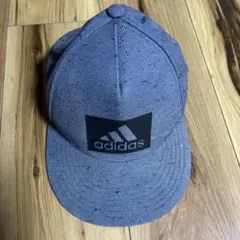 adidas フリーサイズ キャップ