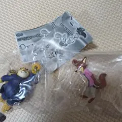 ズートピア2　ゆらゆらつながるマスコット　ガチャガチャ