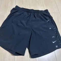 NIKE DRI-FIT ブラック ランニングショーツ M