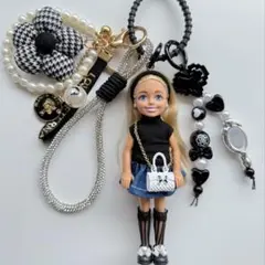 バービー　barbie ドールチャーム　ドールキーホルダー　チェルシー人形