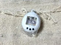 たまごっち シャカシャカチャームコレクション たまごっち 白（くちぱっち）