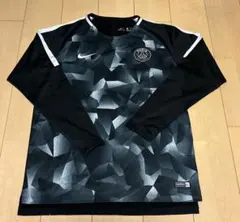 ナイキ　パリサンジェルマン　ロンT