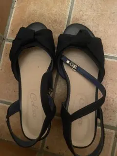 ネイビー リボン付き ビジネスパンプス